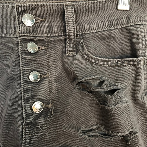 Hollister Grey Ripped Shorts - Picture 3 of 4